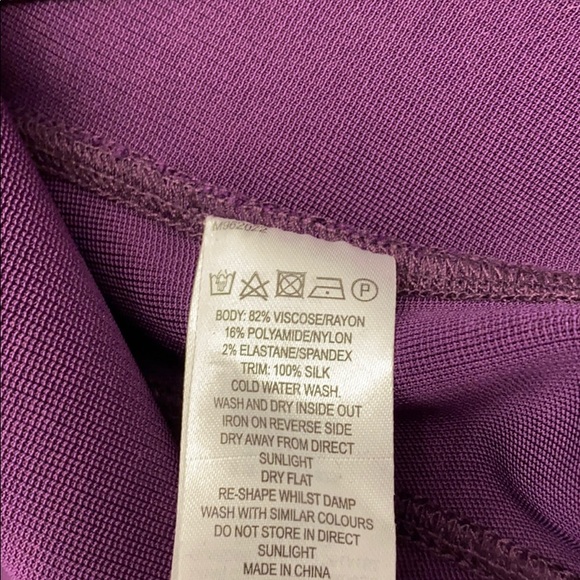 French Connection-Monique Capped Sleeved Dress - Picture 10 of 11